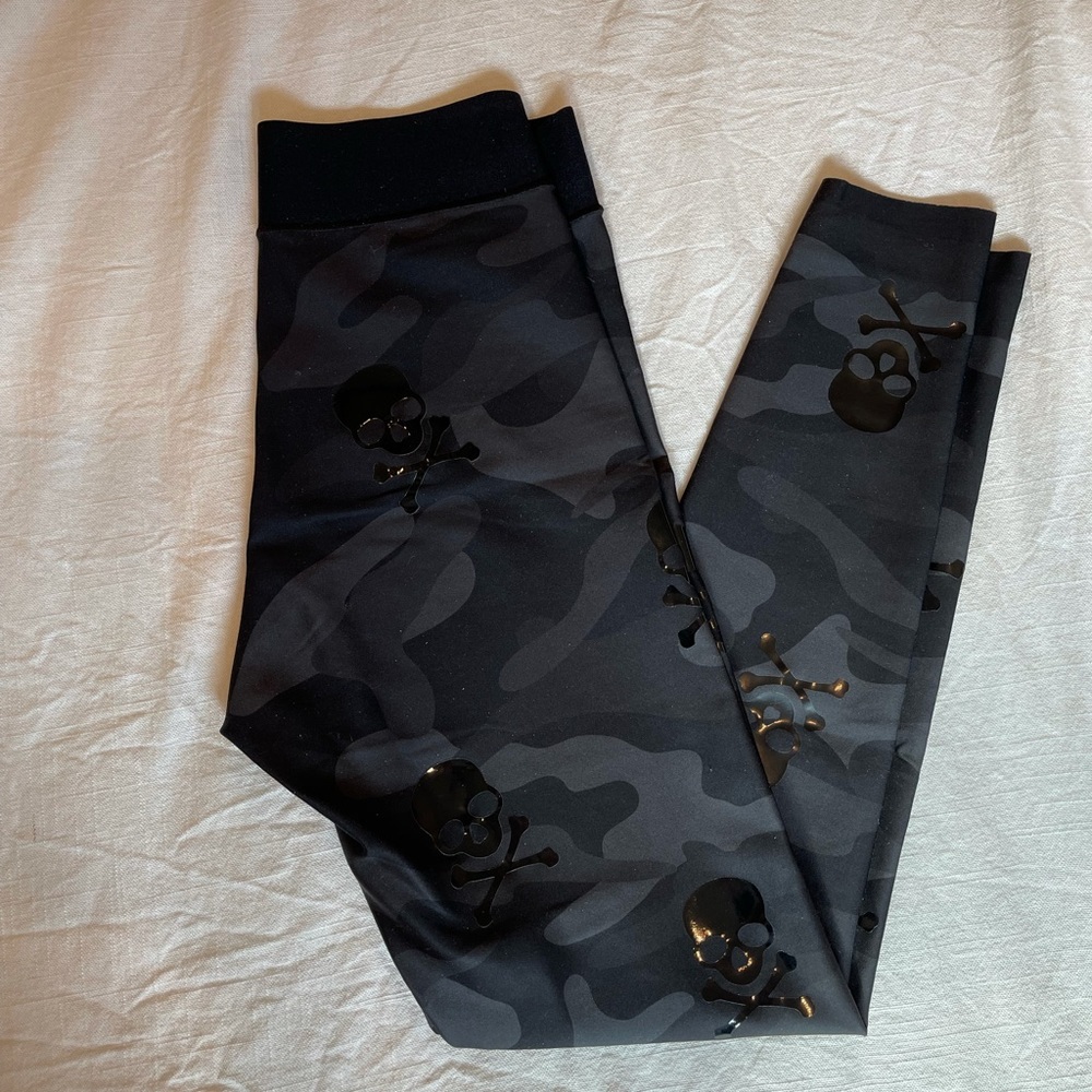 Ultracor leggings never worn!!!!